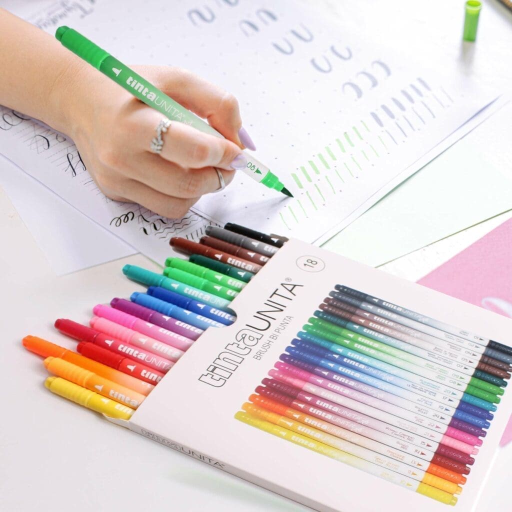 TINTA UNITA brush bi punta astuccio da 12 colori